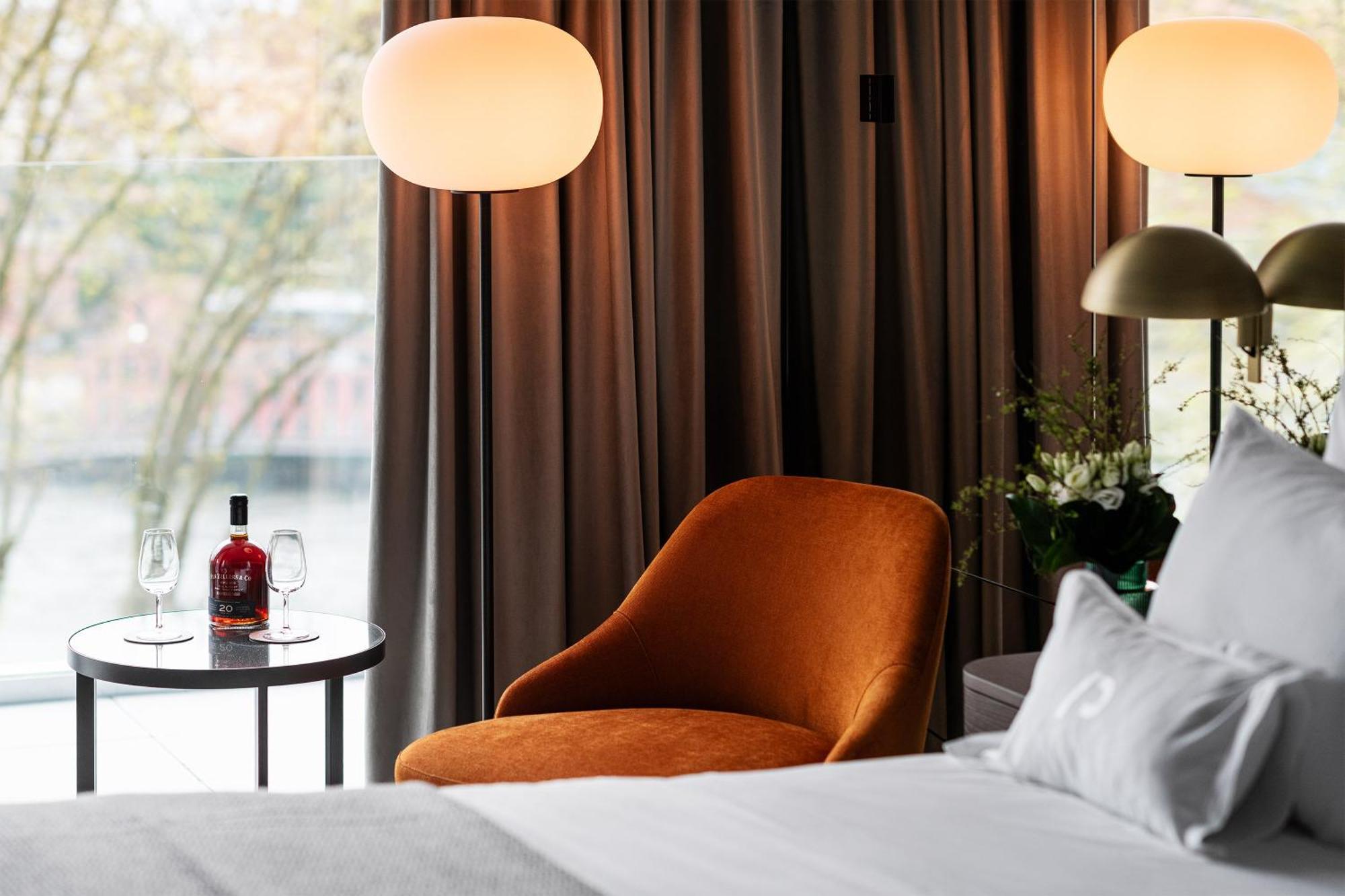 Altis Porto Hotel Bagian luar foto